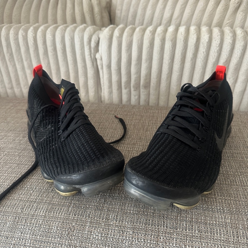Black and Red Athletic Shoes with Breathable Knit Upper